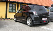 her er den lige blevet s�nket 40/40, front og tagspoiler er stadig hod maleren.